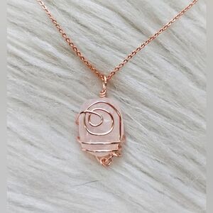 Rose Quartz Rose Gold Necklace